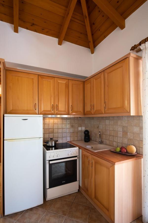 DELPHINUS VILLAS-Villa Nikitas Áyios Nikítas Esterno foto